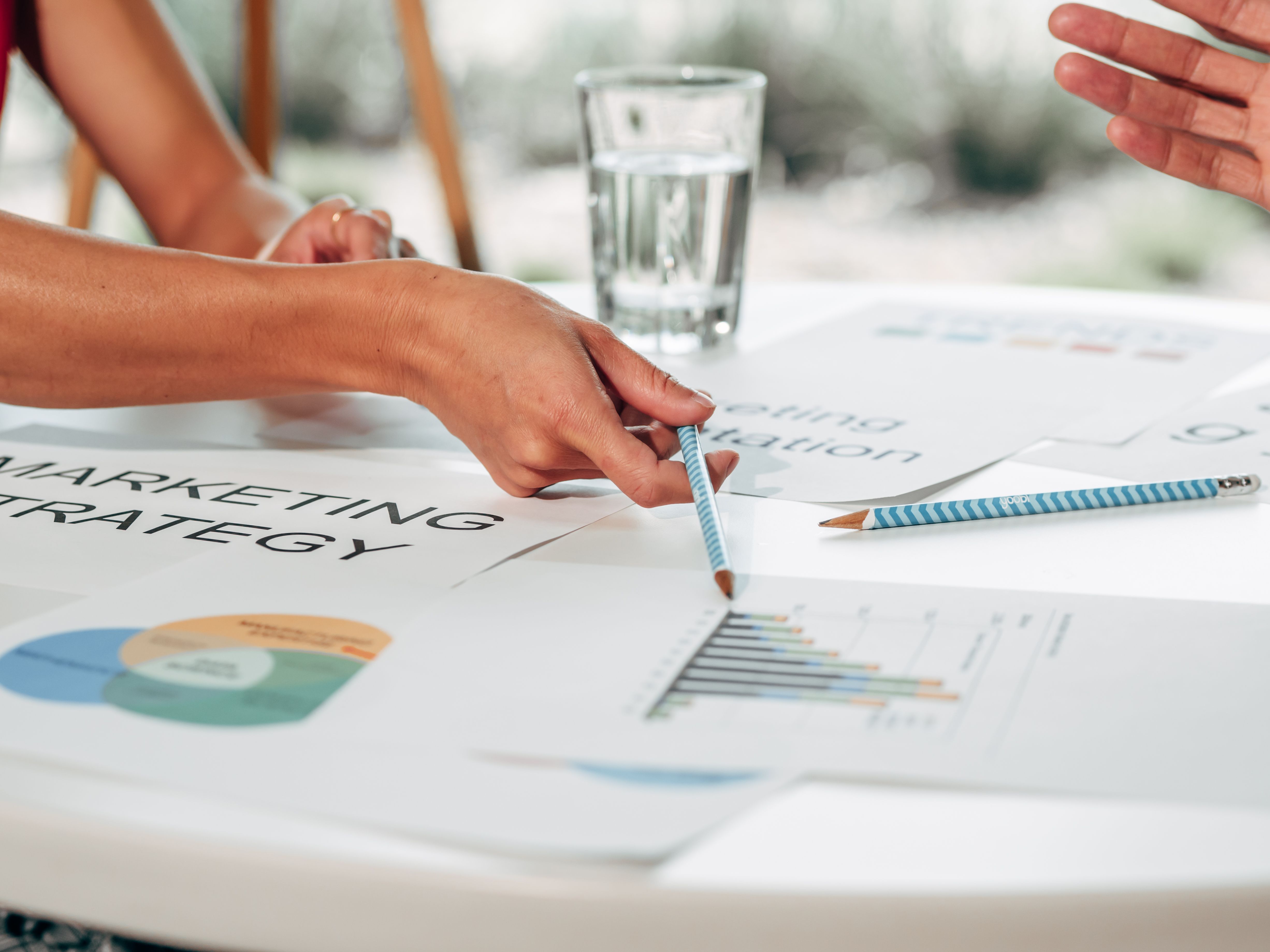 Hotel Marketing Manager: cosa fa, competenze, KPI e differenze con Revenue e Brand Manager
