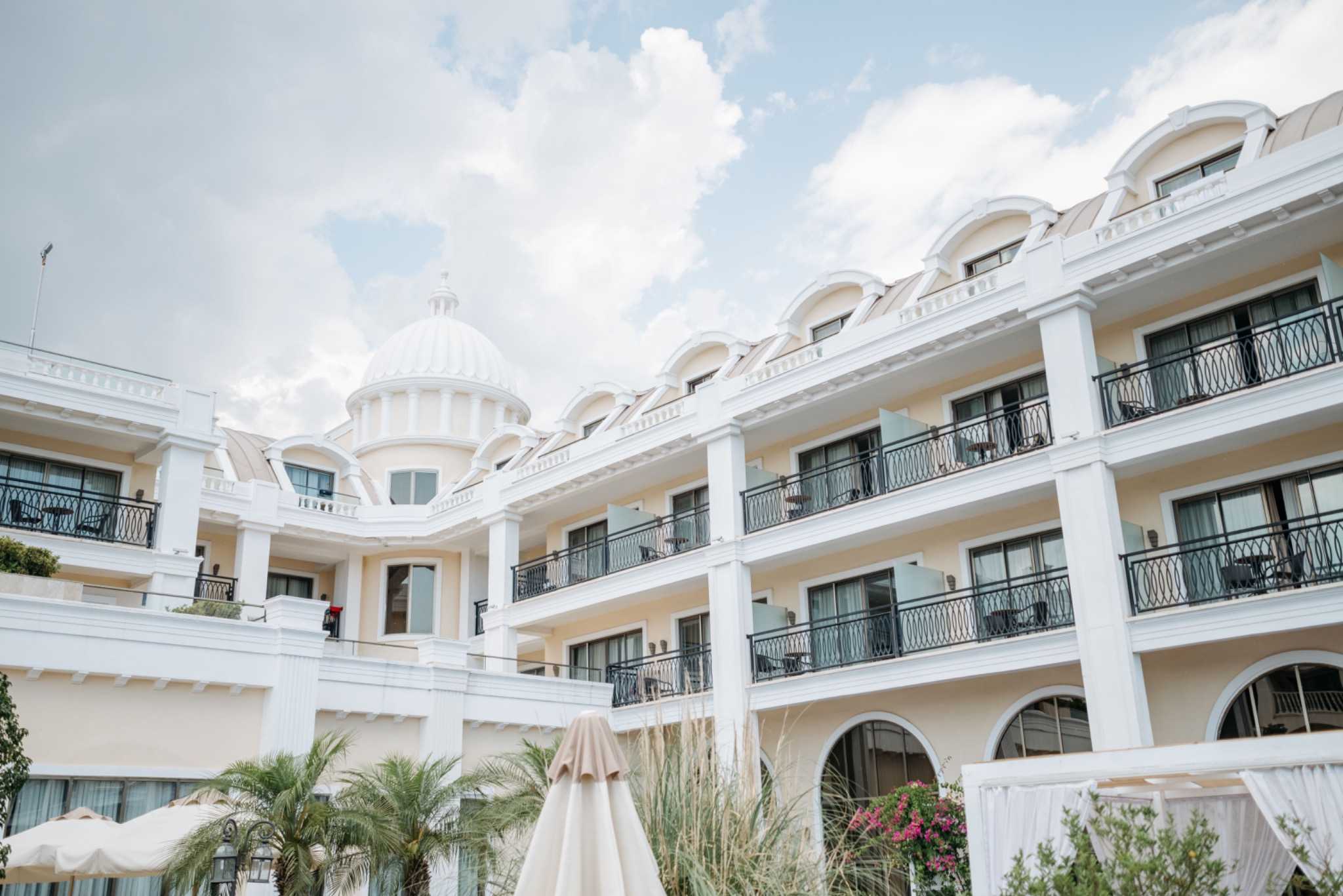 Marketing per hotel di lusso: come vendere valore, esperienza ed esclusività senza competere sul prezzo